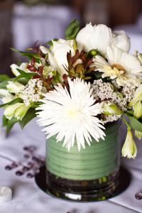 Artistic Flowers & Home Decor