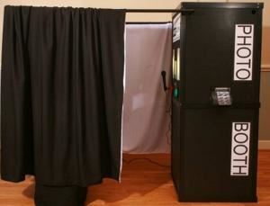 Fancy Face Photo Booth Rentals