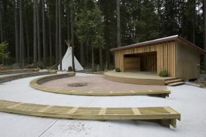 Outdoor amphitheatre & fire pit