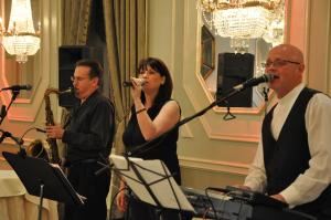 Back to Back Music-Live Music