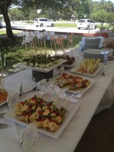 Two Chicks And A Pot Catering