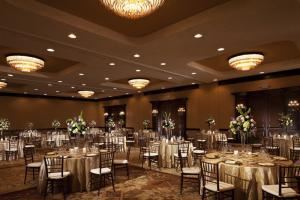 Crowne Plaza Albuquerque