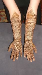 Henna Services
