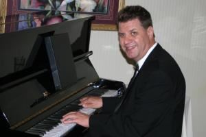 Enjoy with Troy Music Entertainment