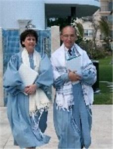 Rabbi David and wedding singer Lee  Degani