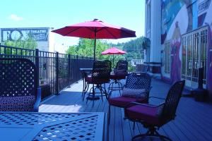 Parkview Terrace And Bar