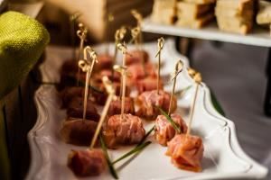 Al Lago Restaurant & Catering