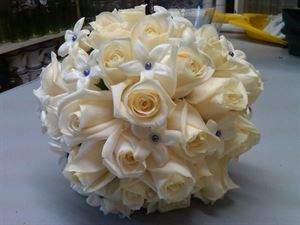 CUTE FLOWERS & GIFTS