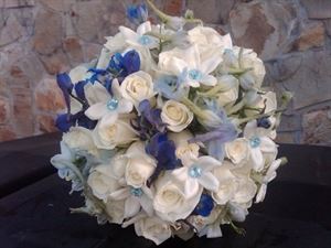 CUTE FLOWERS & GIFTS