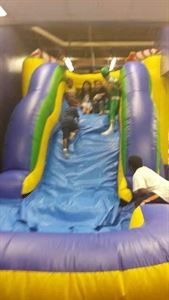 FUN BOUNCE PARADISE, WHERE KIDS INVITE PARENTS TO PARTY & PLAY