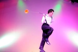 Aaron's Balloons and Circus acts