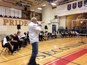 Gavin Hooper  Comedy Hypnotist