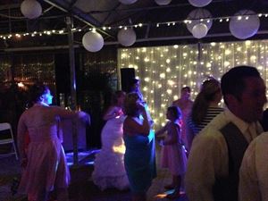 In The Mix Productions - inthemix.ca - DJ / Photobooths / Officiants