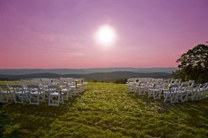 Thee Ellsworth Manor