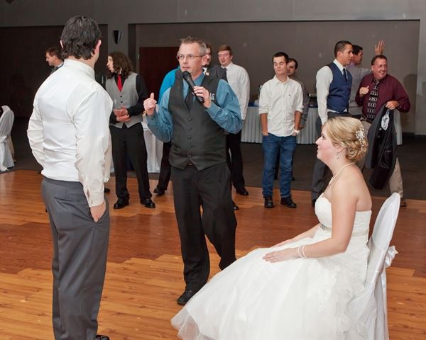 Music Express & New Image Studios - DJ