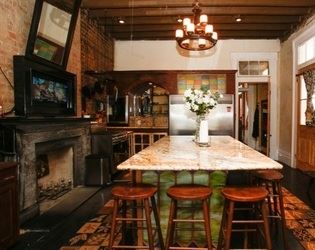 Fleur De Lis Mansion