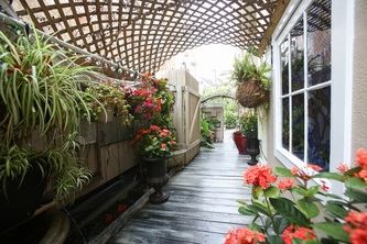 Fleur De Lis Mansion