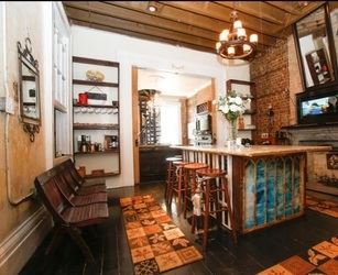 Fleur De Lis Mansion