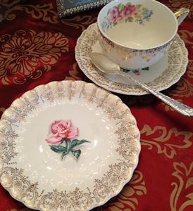 Elegant Event Settings - Vintage Rentals, China & Wedding Decor