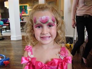 Boone Dazzle Me Face Painting