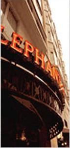 Elephant & Castle Red Lion Hotel