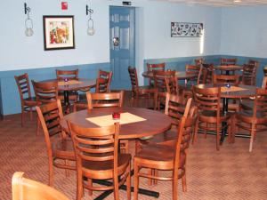 Lounge at Stan & Joes