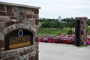 Lake Forest Golf Club & Banquet Center