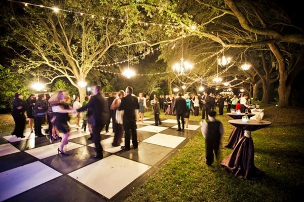 Duvall Events Catering & Bar