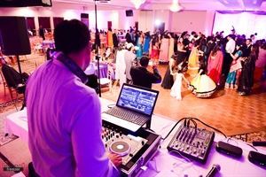 DJ Prashant - Indian Desi DJ in Chicago