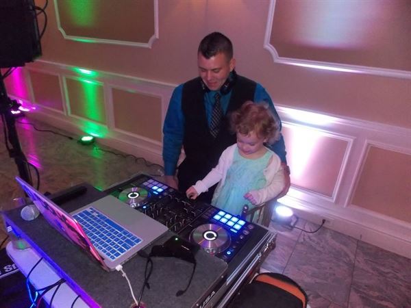 Blue Diamond DJ Entertainment