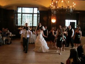 Class & Sound Entertainment