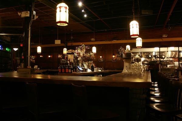 Greenpoint Beer & Ale Craft Brewery and Kitchen