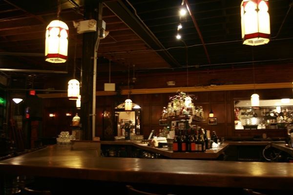 Greenpoint Beer & Ale Craft Brewery and Kitchen