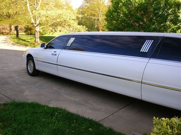 A&C Limousine Service LLC