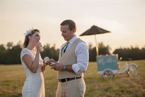 Mama Bird's Cookies + Cream