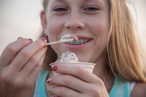 Mama Bird's Cookies + Cream