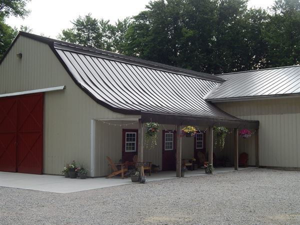 Alford's Glen Wedding Barn