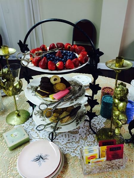 Vintage Glam Tea Party & Co.