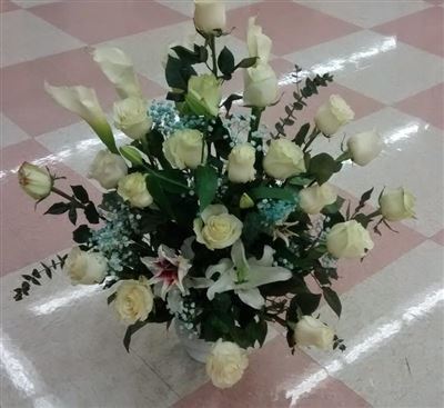 ESTRELLA'S FLOWER SHOP