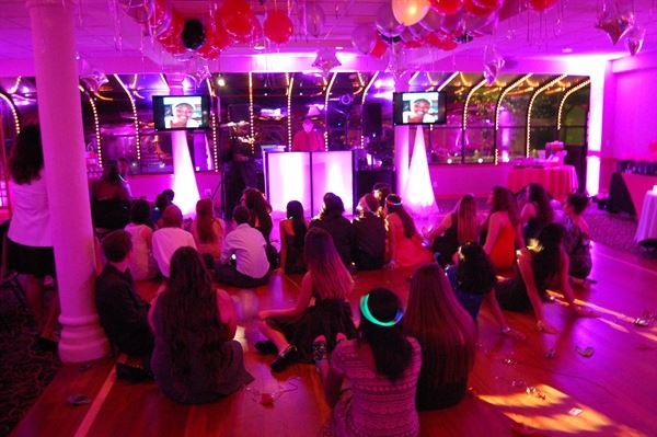 DJ Productions ~ DJs & Photo Booths