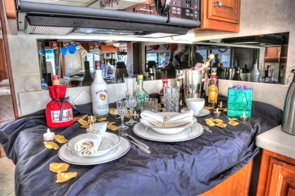 L.A. Custom Coaches- Wedding Limo Service -Wedding Limousine Lethbridge AB.