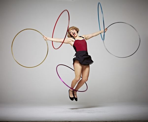 HoopDanse - Animation Cirque / Circus Entertainment