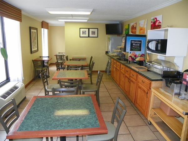 Mill Tree Inn-Millington