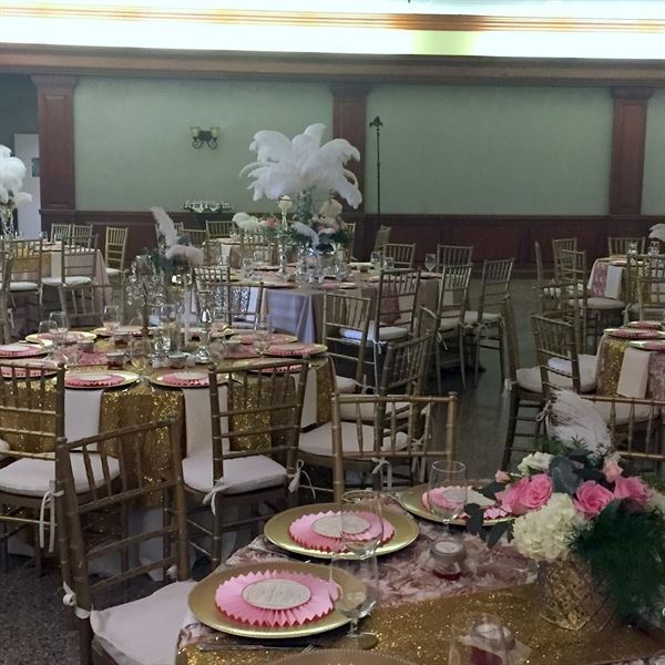 Rolling Hills Country Club