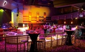 Show Lounge