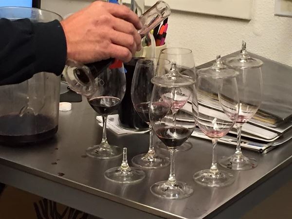 AIDA Bistro & Wine Bar