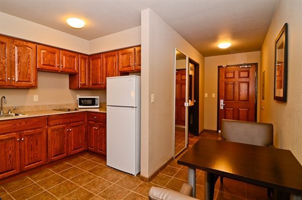 Astoria Hotel and Event Center