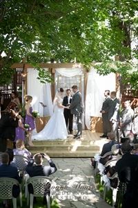 Coach House Weddings - Indoor/Outdoor Chapel and Photography