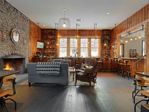 Pub & Game Room