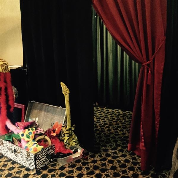 DJ Davey B & Photo Booth Entertainment